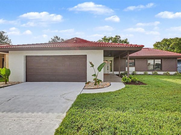 10604 WHITMAN CIRCLE , ORLANDO, FL 32821