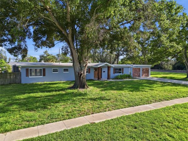 120 81ST AVENUE NE, ST PETERSBURG, FL 33702