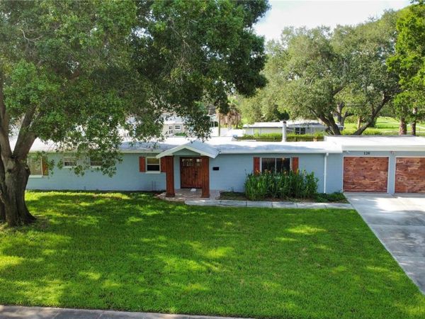 120 81ST AVENUE NE, ST PETERSBURG, FL 33702