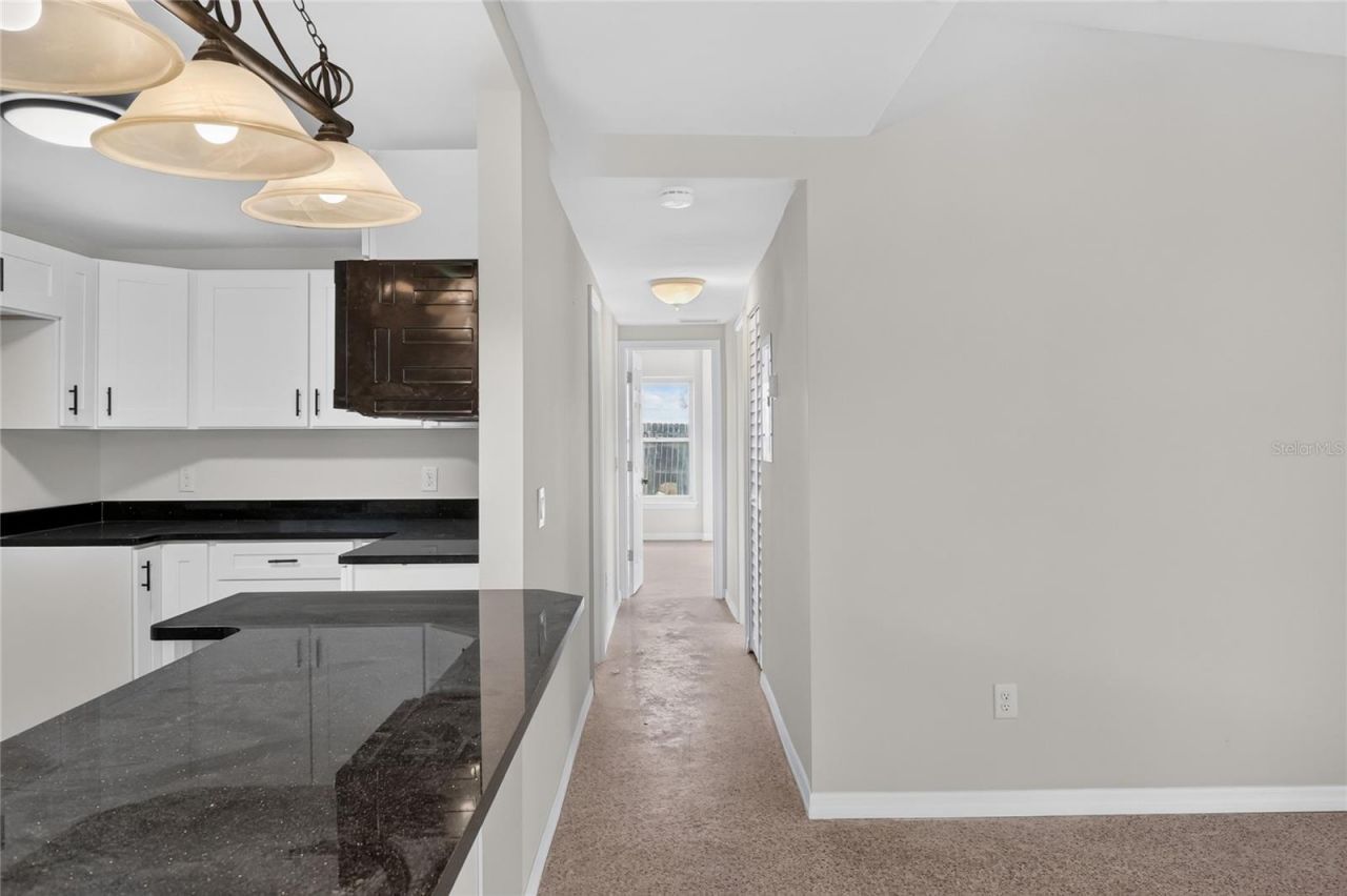 120 81st Avenue Ne, Saint Petersburg, FL 33702 Photo