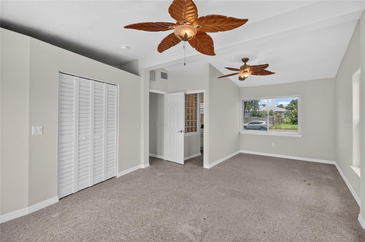 120 81st Avenue Ne, Saint Petersburg, FL 33702 Photo