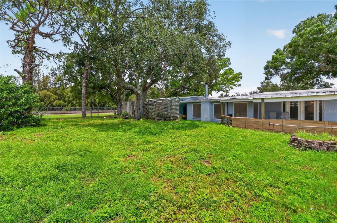 120 81st Avenue Ne, Saint Petersburg, FL 33702 Photo