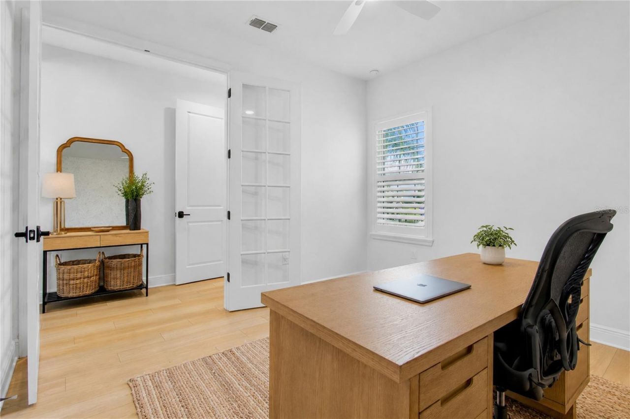10113 Canaveral Circle, Sarasota, FL 34241 Photo