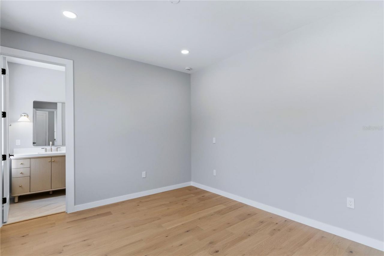 106 W King Street, Orlando, FL 32804 Photo