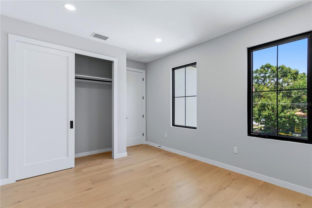106 W King Street, Orlando, FL 32804 Photo