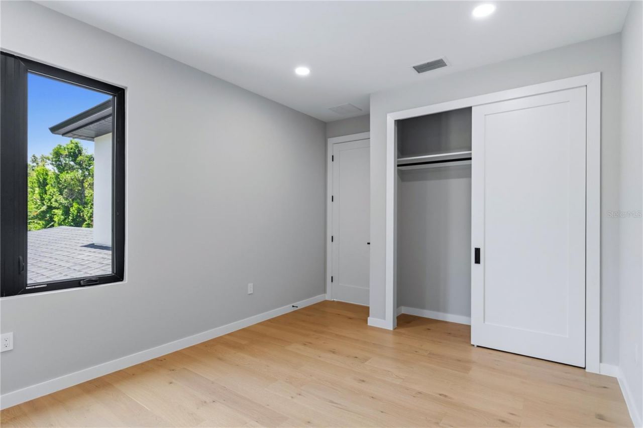 106 W King Street, Orlando, FL 32804 Photo