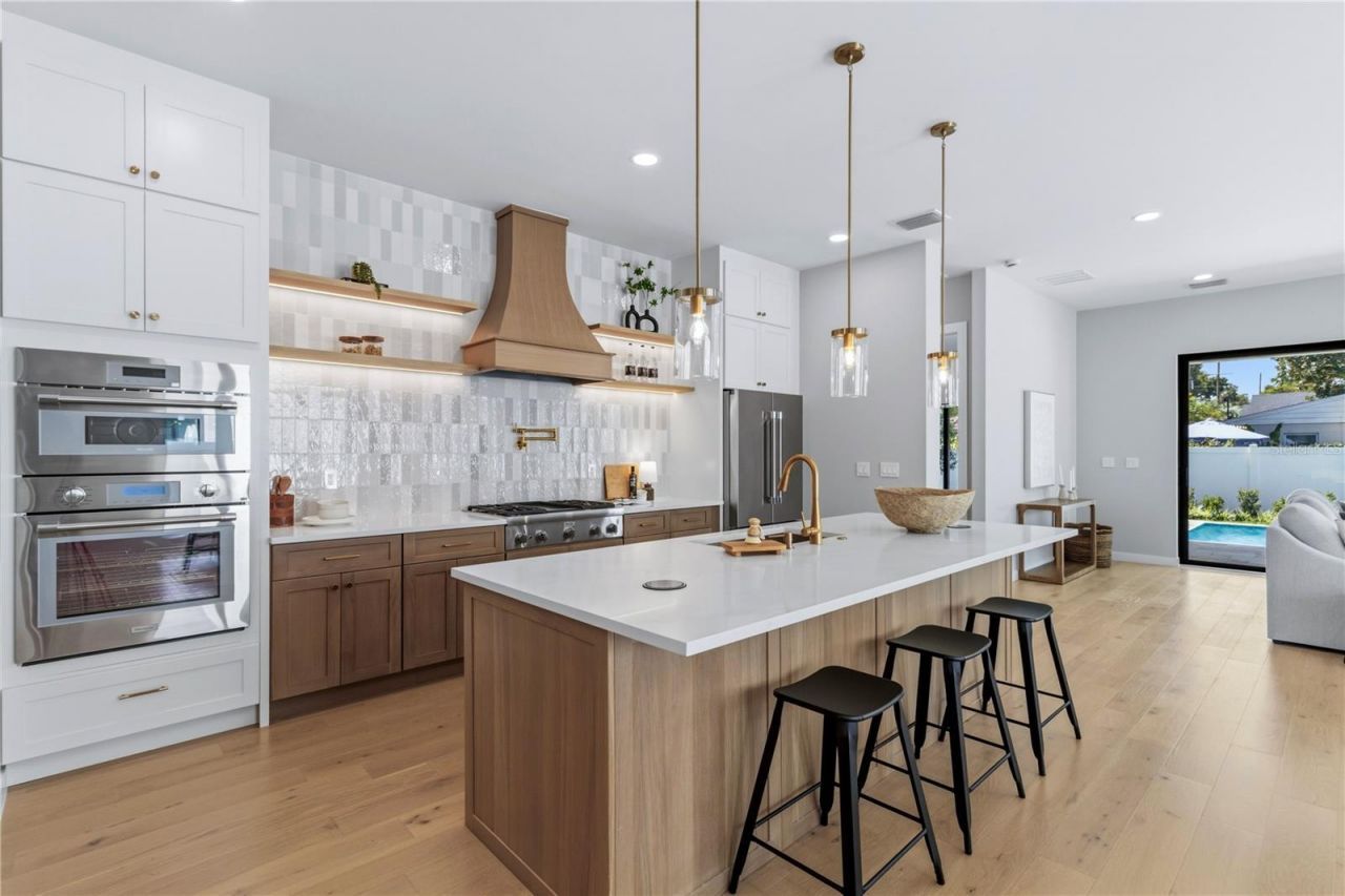 106 W King Street, Orlando, FL 32804 Photo