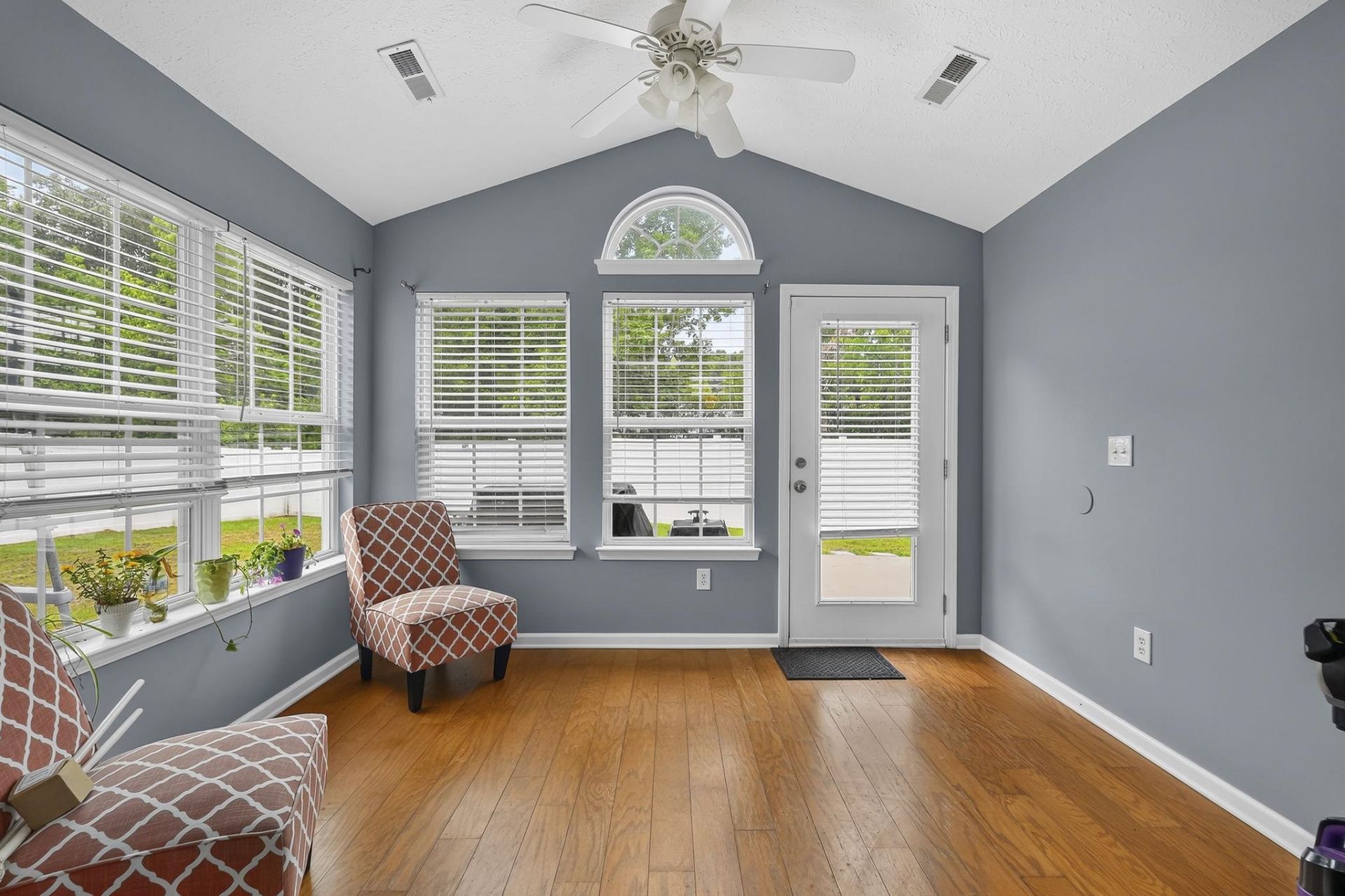 452 Warren Springs Dr. Photo 12