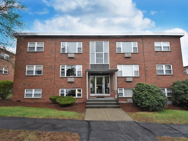 1105 Lexington St., Unit 7-3, Waltham, MA 02452