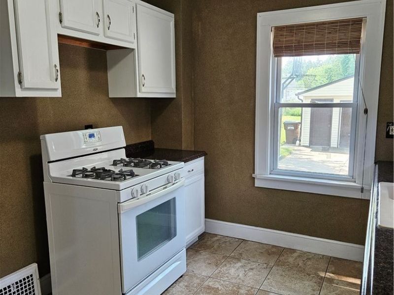 6303 Morningside Drive, Parma, OH 44129 Photo 3