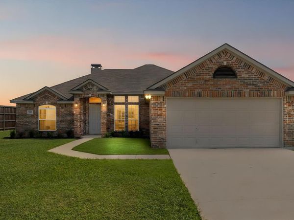 509 E Church Street, Forney, TX 75126