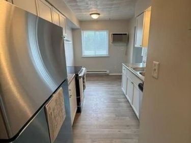 208 W Lansing Road, Unit 8, Potterville, Mi 48876