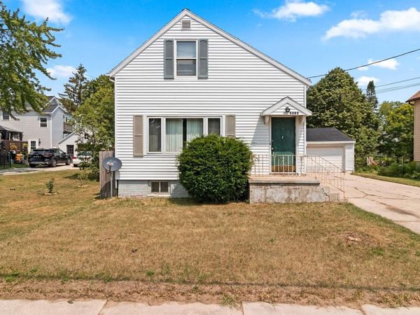 2014 13th STREET, Two Rivers, WI 54241