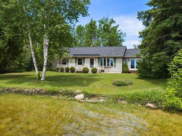 3918 Powell Road, Harbor Springs, MI 49740