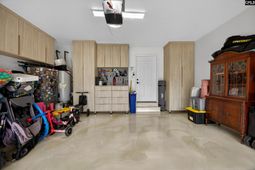 148 Flagstone Way  photo 4