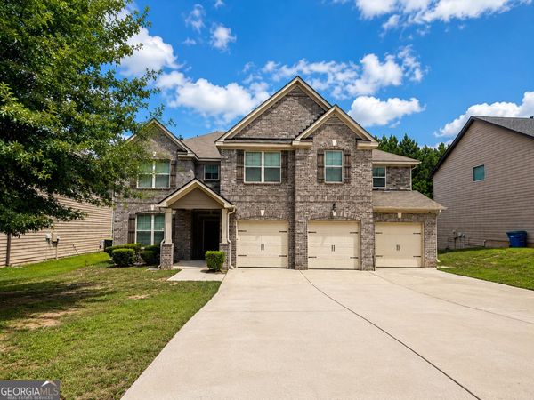 835 Lorrimont Lane, Fairburn, GA 30213