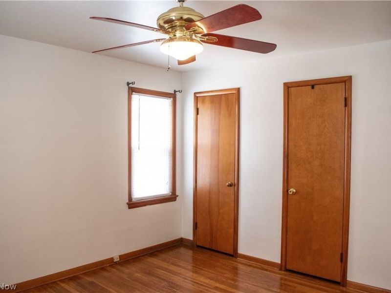 5589 Mayfield Road, Lyndhurst, OH 44124 Photo 15