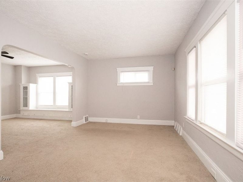 4953 E 106th Street, Garfield Heights, OH 44125 Photo 2