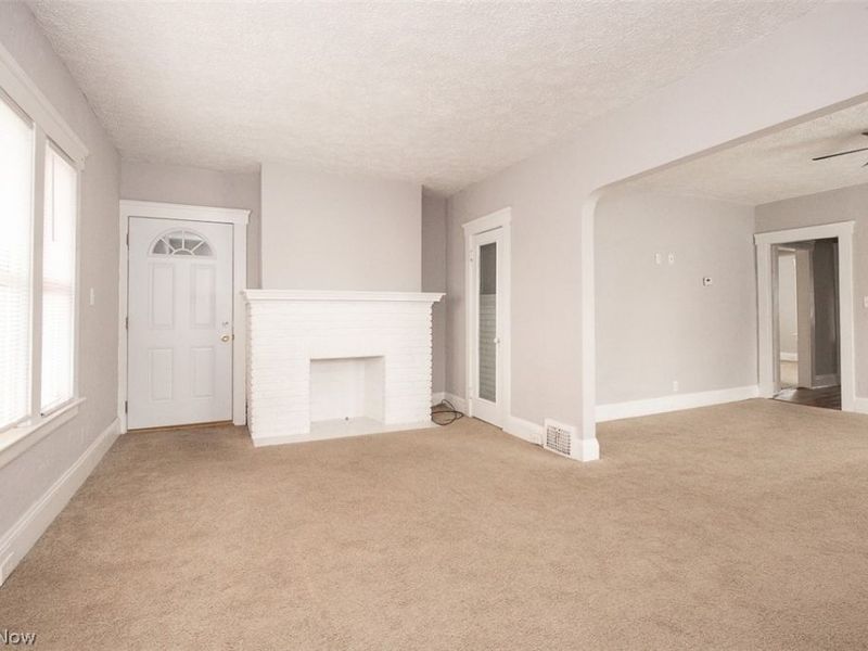 4953 E 106th Street, Garfield Heights, OH 44125 Photo 4