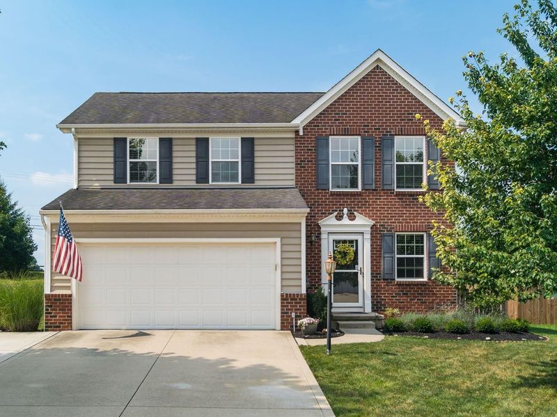 304 Evergreen Circle , Pickerington, OH 43147 Photo 1