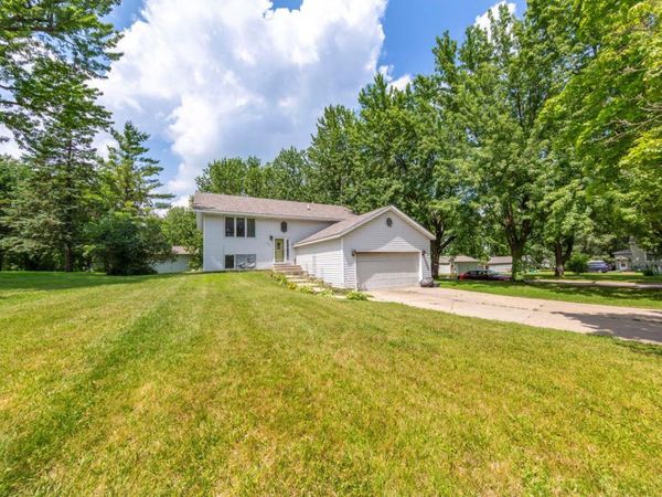 202 S Nicollet Street , Winthrop, MN 55396