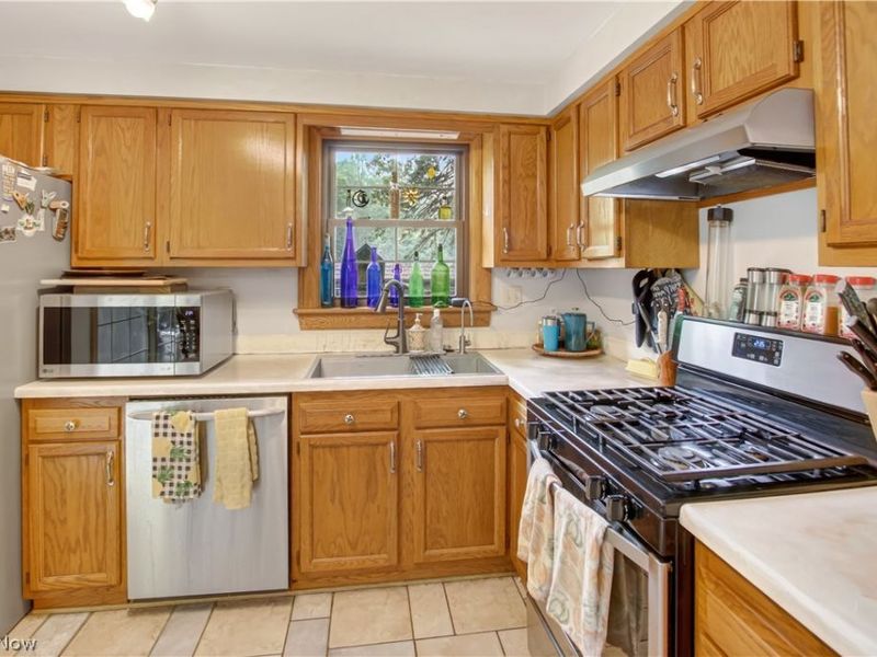 27341 Bagley Road, Olmsted Township, OH 44138 Photo 6