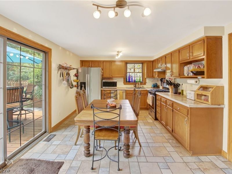 27341 Bagley Road, Olmsted Township, OH 44138 Photo 8