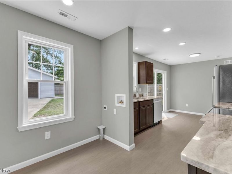 33910 Jennison Street, Eastlake, OH 44095 Photo 18