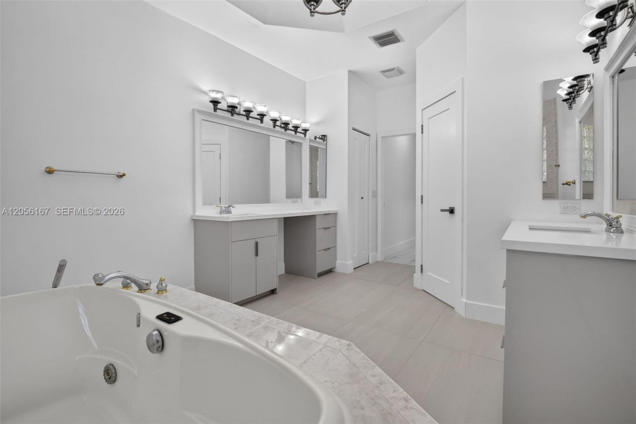 13791 NW 23rd St , Pembroke Pines, FL 33028 Photo