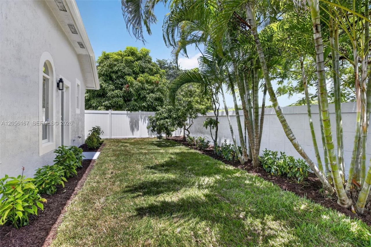 13791 NW 23rd St , Pembroke Pines, FL 33028 Photo