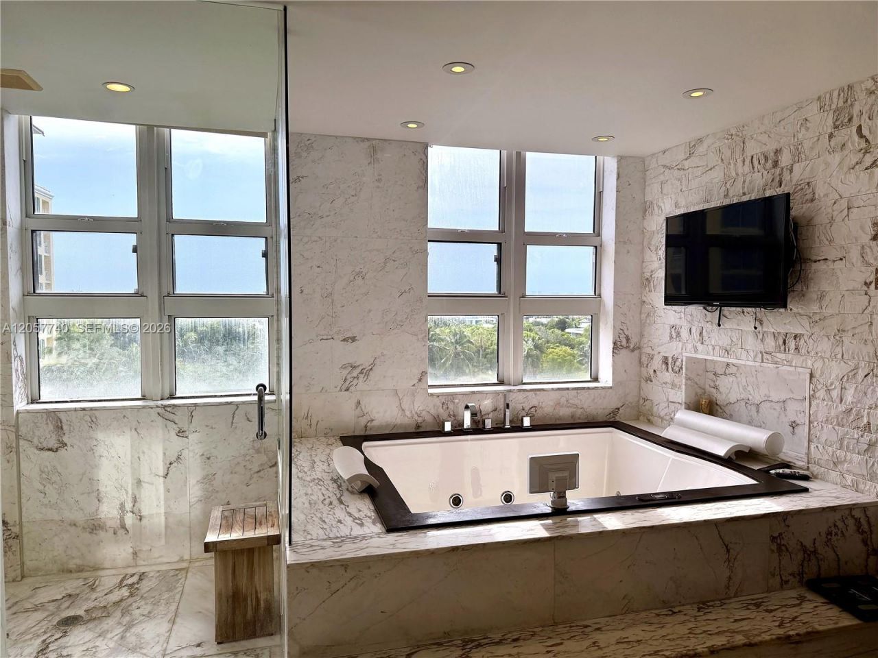 430 Grand Bay Dr, Unit 708, Key Biscayne, FL 33149 Photo