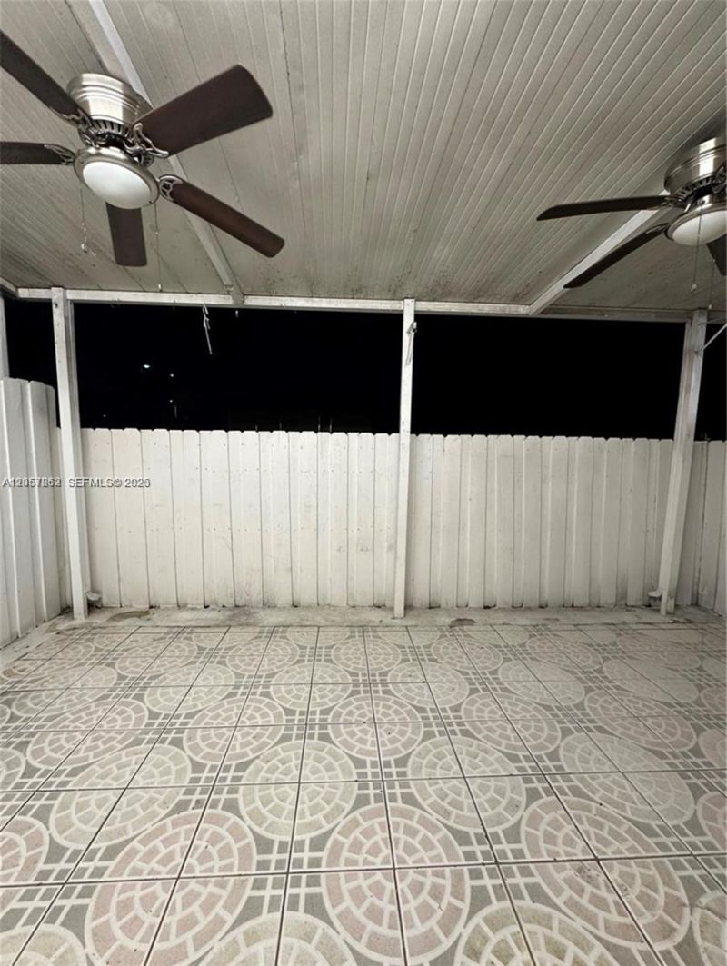 549 W 68th St , Unit 4, Hialeah, FL 33014 Photo