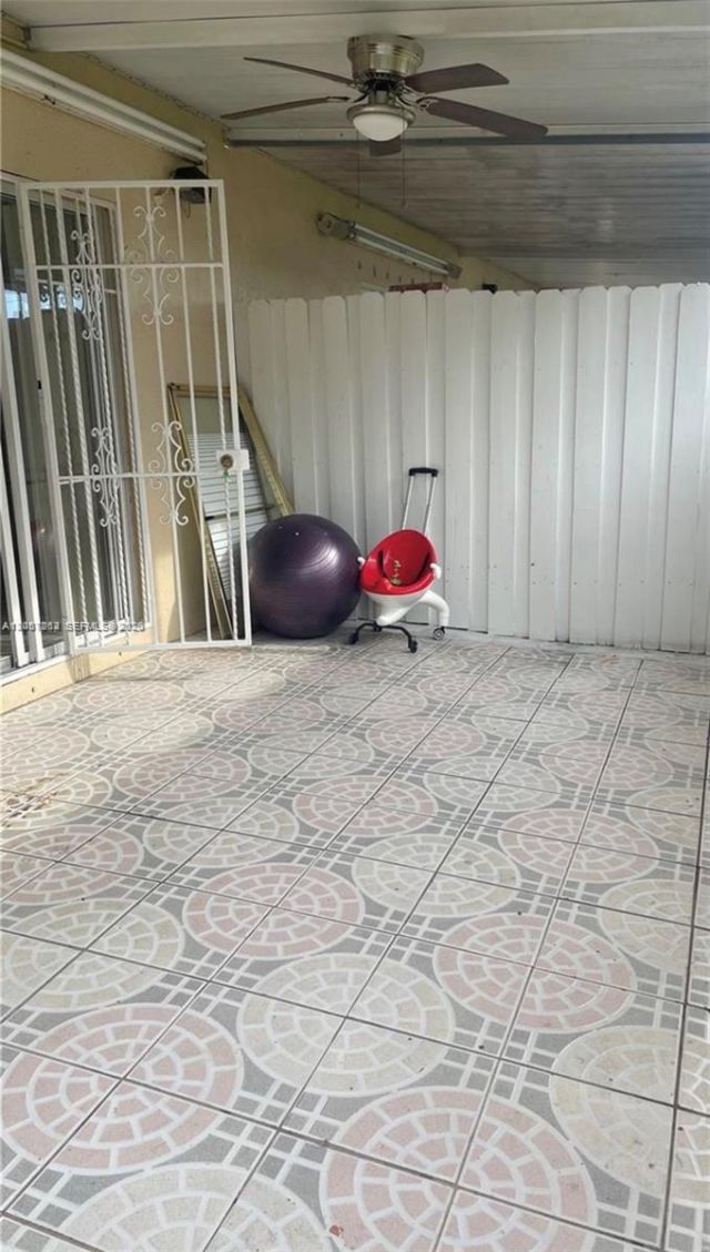 549 W 68th St , Unit 4, Hialeah, FL 33014 Photo