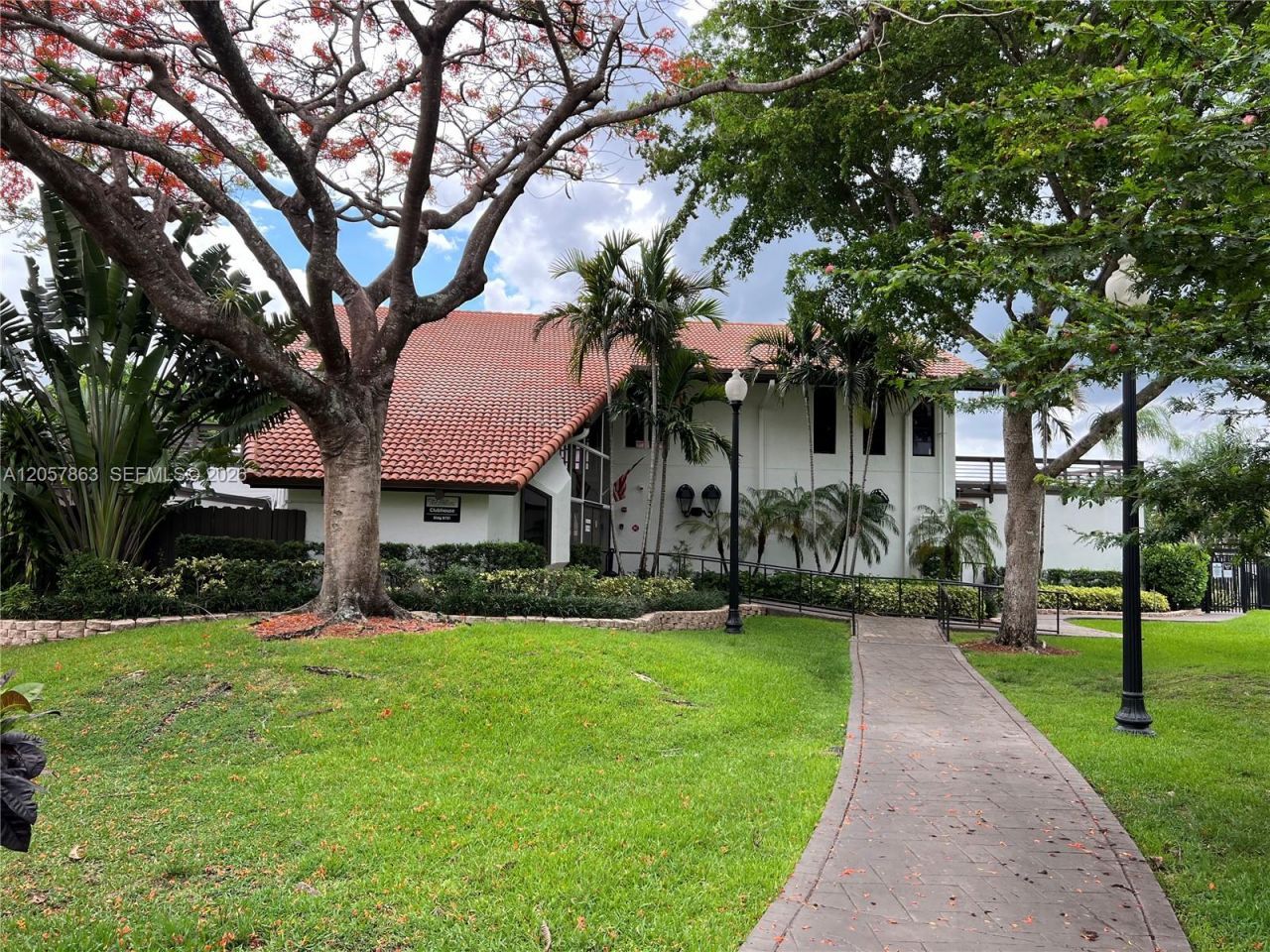 958 Mockingbird Ln, Unit 508, Plantation, FL 33324 Photo