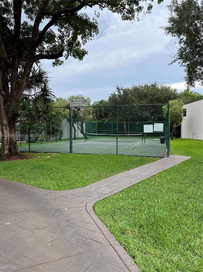 958 Mockingbird Ln, Unit 508, Plantation, FL 33324 Photo