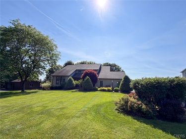 6125 Oakridge Road , Auburn, NY 13021