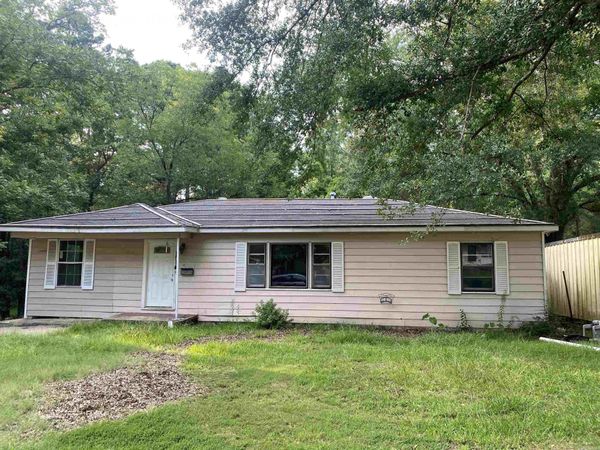1514 W 5th Street, El Dorado, AR 71730