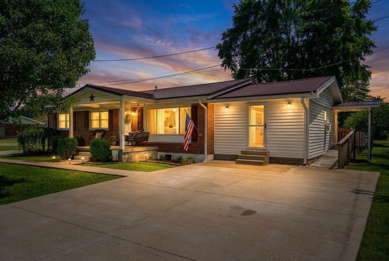 132 Airport Road, Stanton, KY 40380