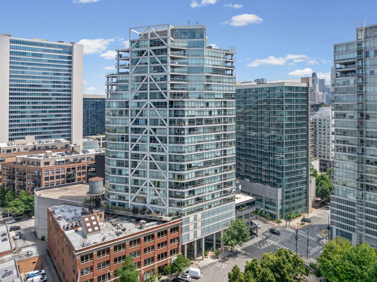 510 W Erie Street , Chicago, IL 60654