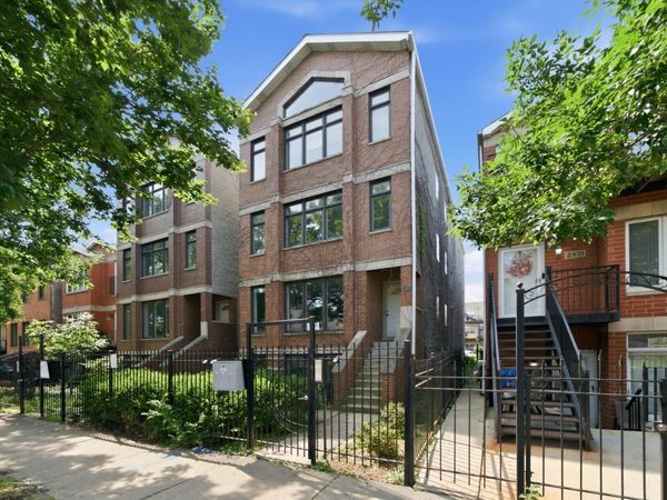 2527 W Harrison Street , Unit 2, Chicago, IL 60612