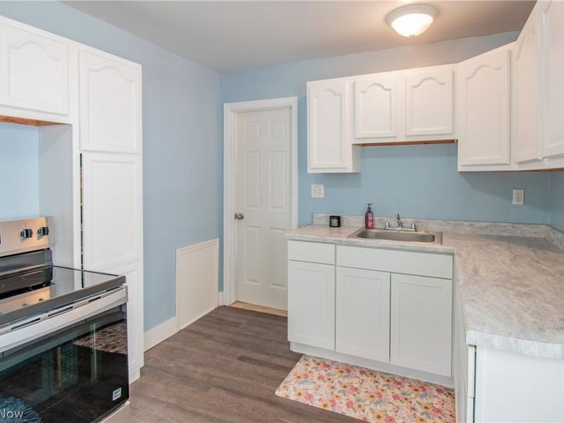 908 Hayes Avenue, Willoughby, OH 44094 Photo 13