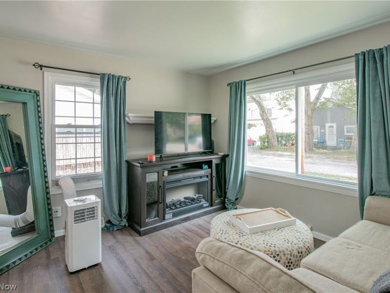908 Hayes Avenue, Willoughby, OH 44094 Photo 8