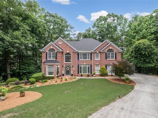 480 Fawn Glen Drive , Roswell, GA 30075