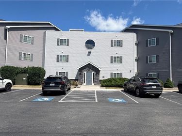 1413 Landrush , Baldwinsville, NY 13027