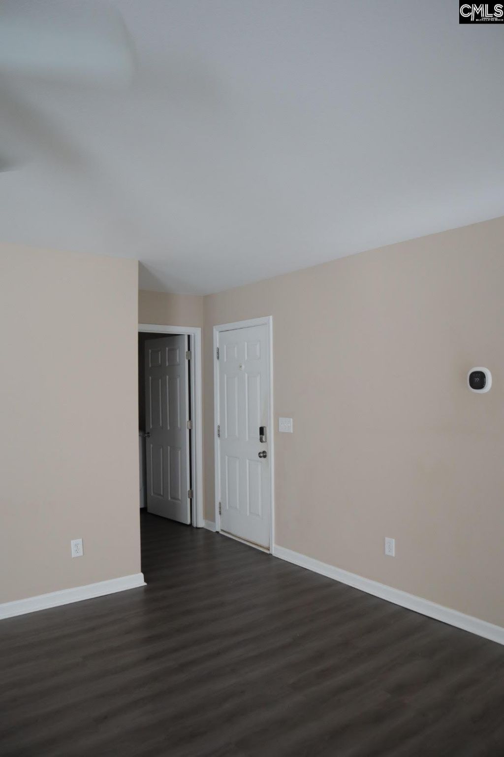 1033 Glencroft Drive  Photo 10
