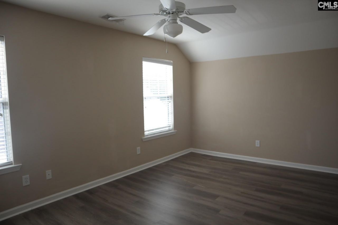 1033 Glencroft Drive  Photo 21