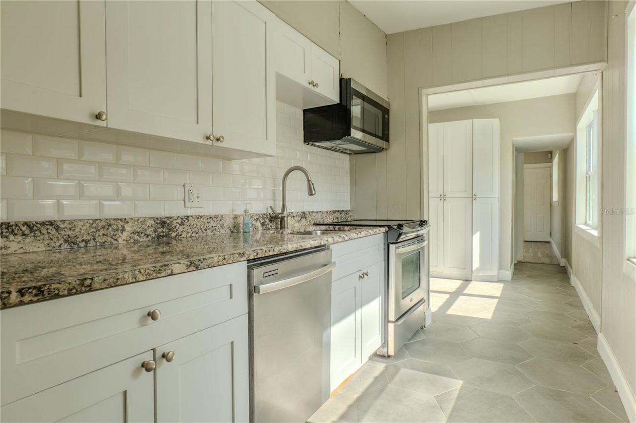 2553 18th Avenue N, Saint Petersburg, FL 33713 Photo