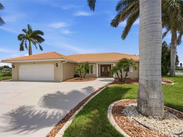1714 CLAW COURT , VENICE, FL 34293