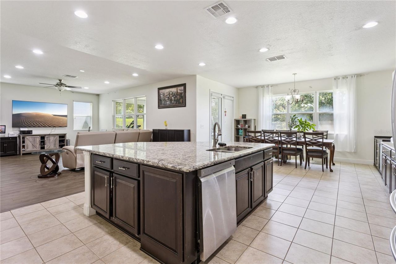 3254 Landing View, Tavares, FL 32778 Photo