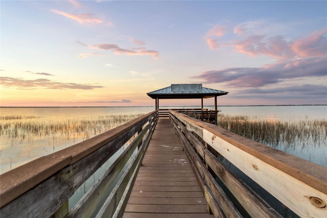 3254 Landing View, Tavares, FL 32778 Photo